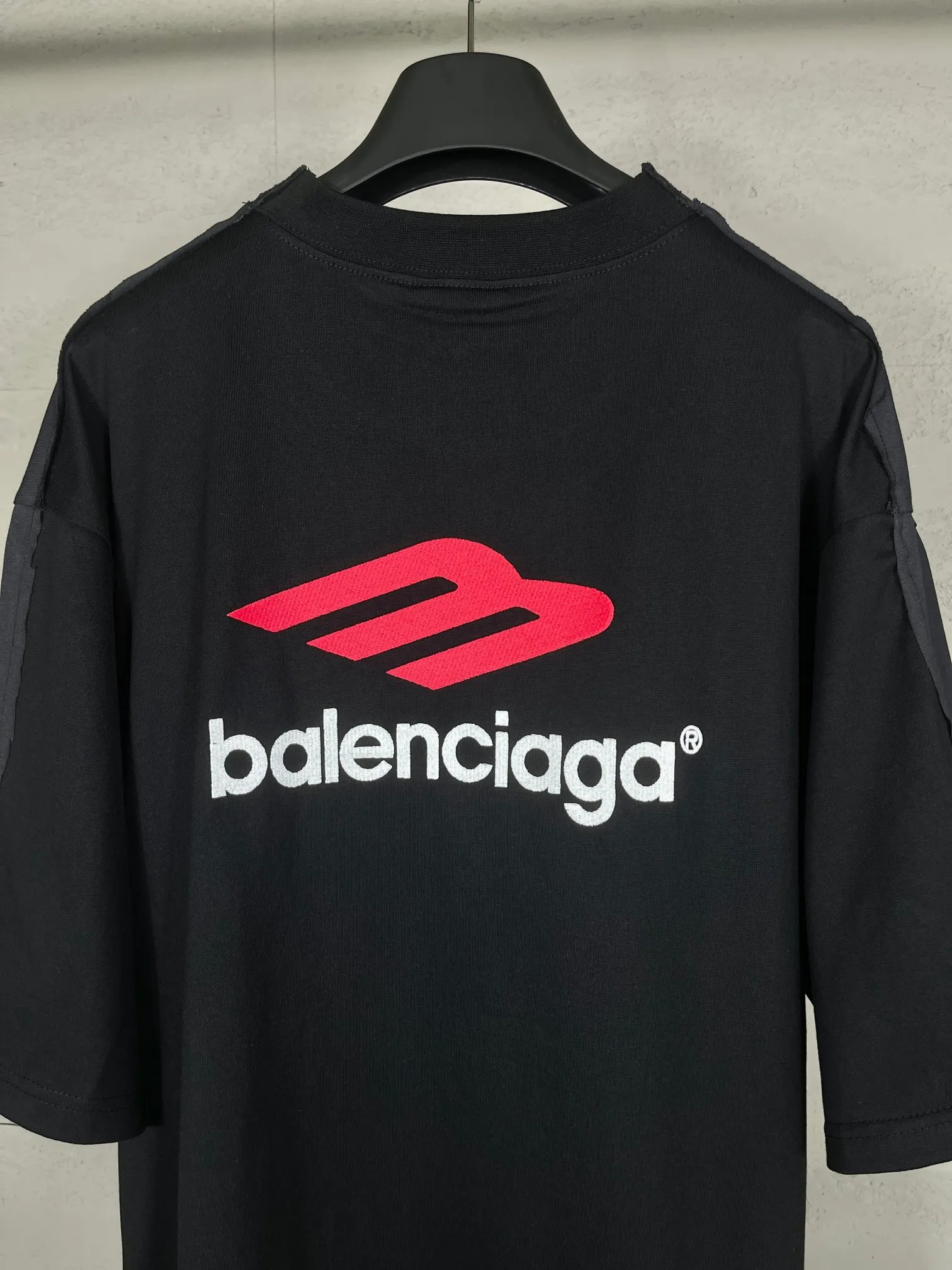 【 . Quality】BALENCI*GA/ .24ss .AB Classic . Authentic 。 ‼️ ， 。 . ZP . 260 ， . ， ， 。Classic ， ， ， 。 . OS . Same Style。 ：BL 223366 ： . Size：XS L